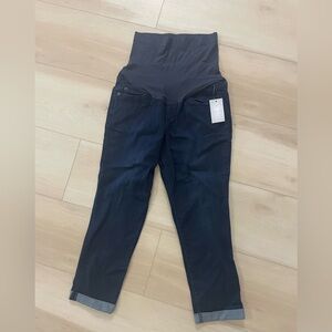 NWT maternity capri jeans